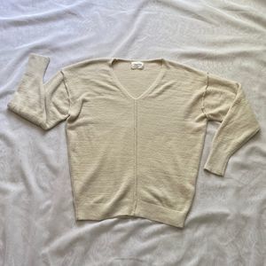 Aritzia Hush Knit V Neck Sweater